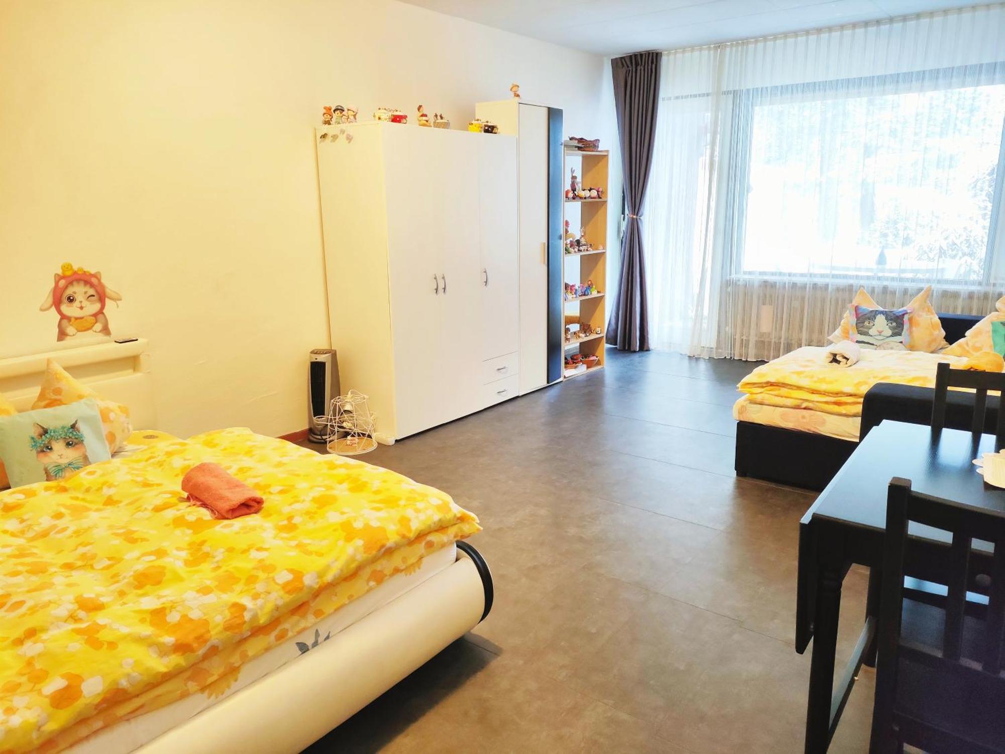 Schoene 2d-gebaeude Mit Mini-garten *